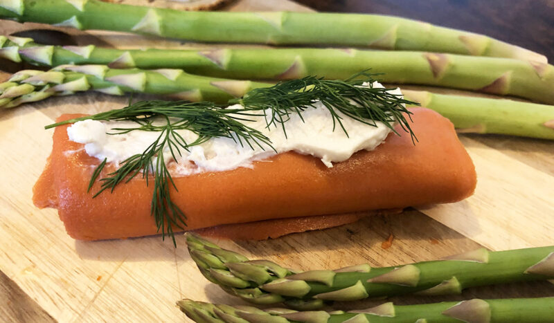 smoked salmon with asparagus