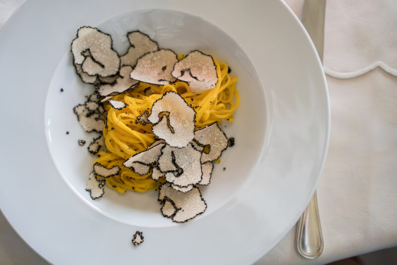 Black truffle pasta